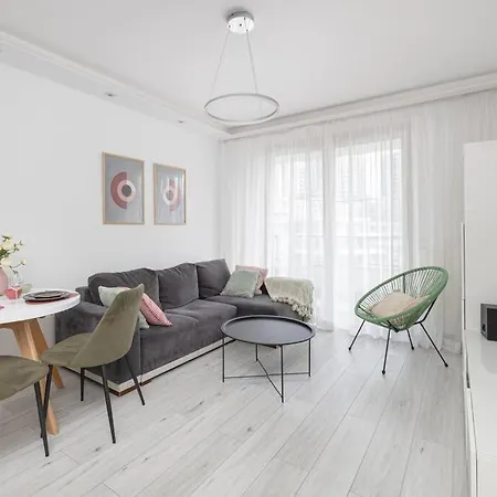Ecru 1-bedroom With Parking And Balcony Warsaw