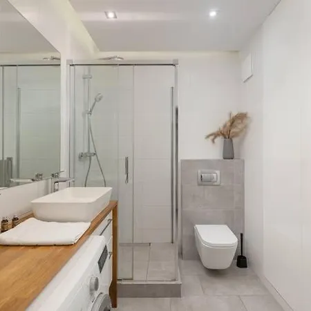 Lejlighed Ecru 1-bedroom With Parking And Balcony Warszawa