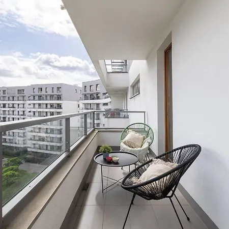 Lejlighed Ecru 1-bedroom With Parking And Balcony *