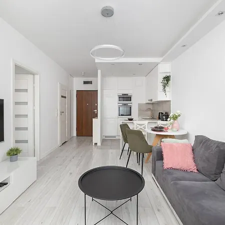 Ecru 1-bedroom With Parking And Balcony *
